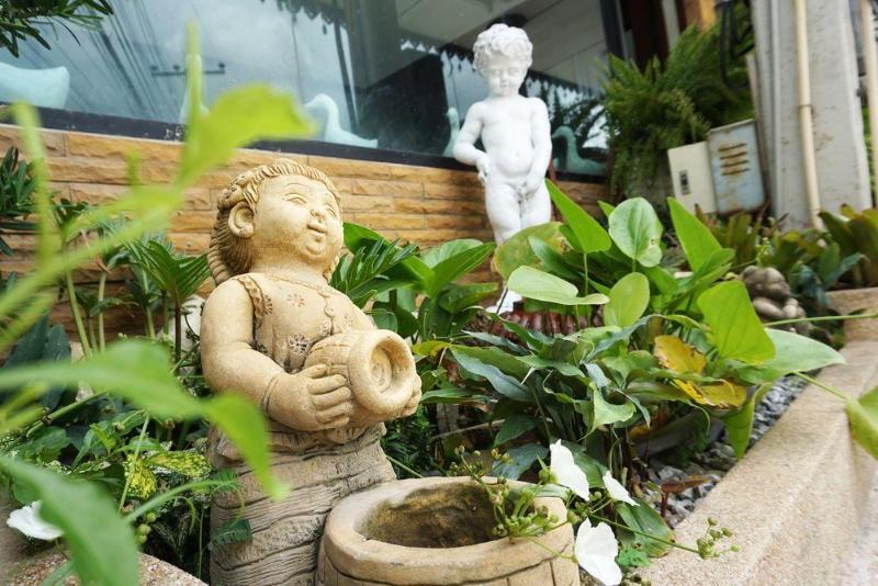 苏帕米特尔别墅酒店 芭達亞 外观 照片